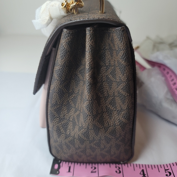 Michael Kors cross body bag - Picture 4 of 16